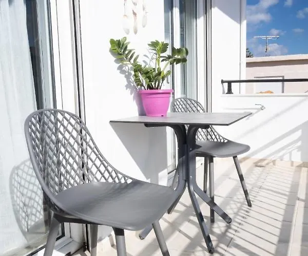 Maria's Comfort 300 Metre From The Sea Apartment *